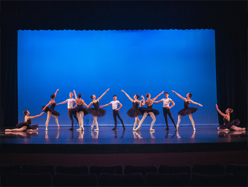 2018-gala-group 2018 Gala Stage