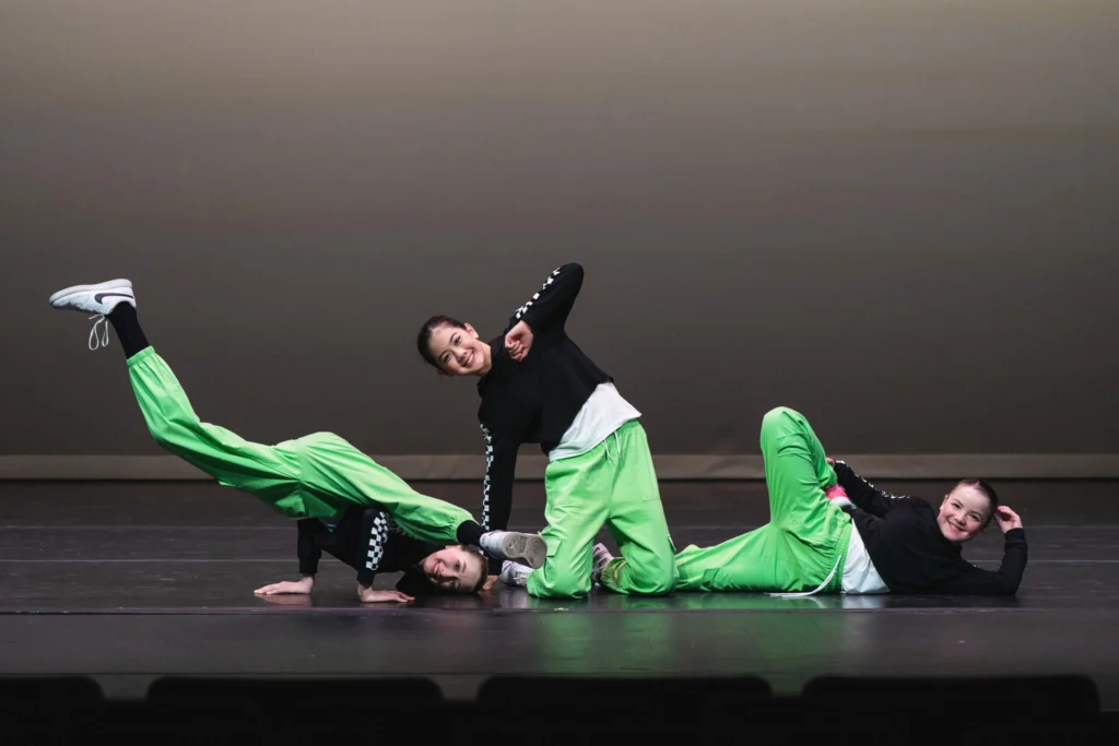 toapproveccdshowcasebigs25 000424 toapproveccdshowcasebigs25 000424